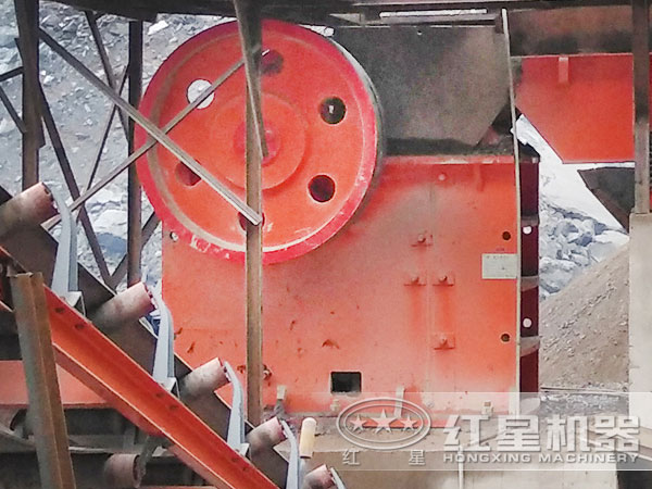 河卵石破碎生產線現場圖片1 河卵石破碎生產線現場圖片1