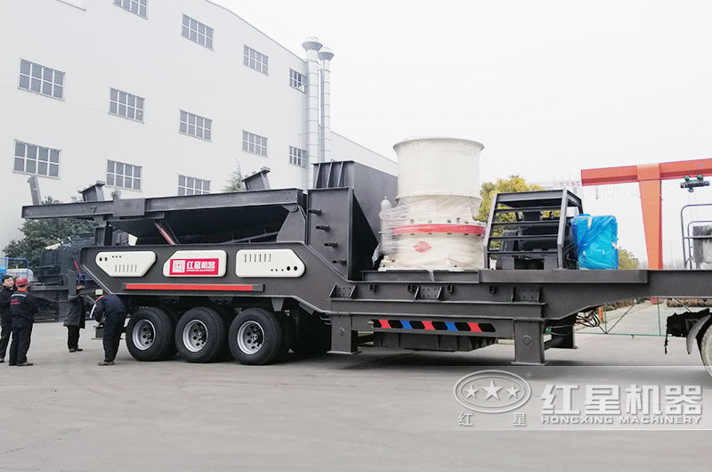 時產30-300噸流動式磕石子機:圓錐破碎機 時產30-300噸流動式磕石子機:圓錐破碎機