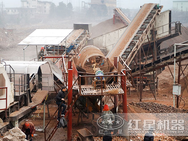 湖南某建筑垃圾破碎現(xiàn)場(chǎng) 湖南某建筑垃圾破碎現(xiàn)場(chǎng)