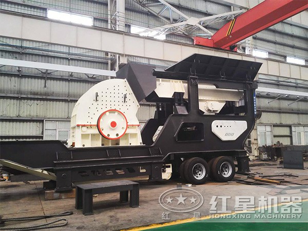 搭重錘破的移動碎石機 搭重錘破的移動碎石機