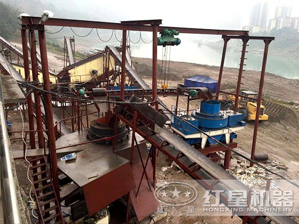 河卵石制砂生產線工作現場 河卵石制砂生產線工作現場