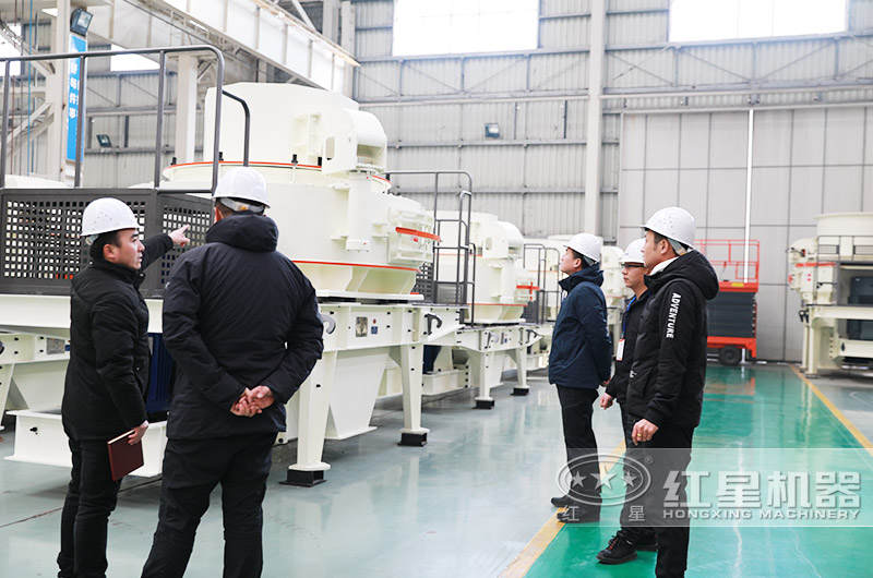 日產(chǎn)1000立方的砂石料制砂機(jī)廠家 日產(chǎn)1000立方的砂石料制砂機(jī)廠家