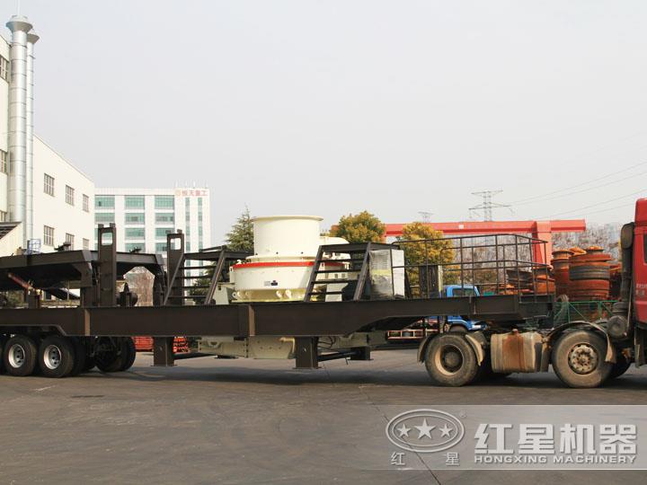 車頭拉著就能走的車載移動(dòng)打砂機(jī) 車頭拉著就能走的車載移動(dòng)打砂機(jī)