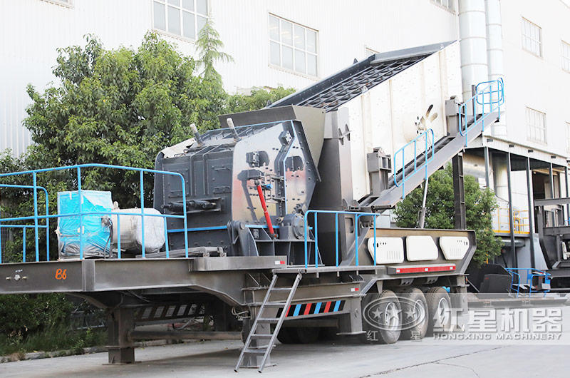 時產200噸移動磕石機:配反擊破 時產200噸移動磕石機:配反擊破