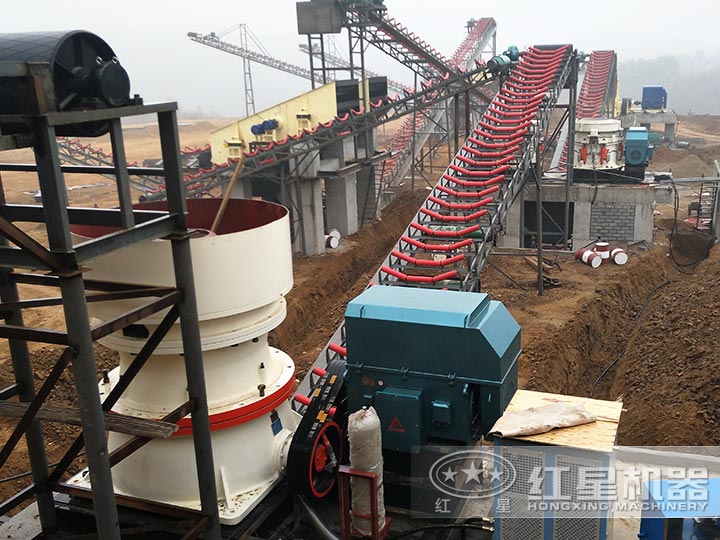 安徽時(shí)產(chǎn)700噸石英石破碎生產(chǎn)線現(xiàn)場(chǎng)圖 安徽時(shí)產(chǎn)700噸石英石破碎生產(chǎn)線現(xiàn)場(chǎng)圖