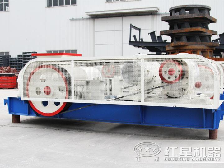 強力齒輥破碎機，體積小，破碎比大