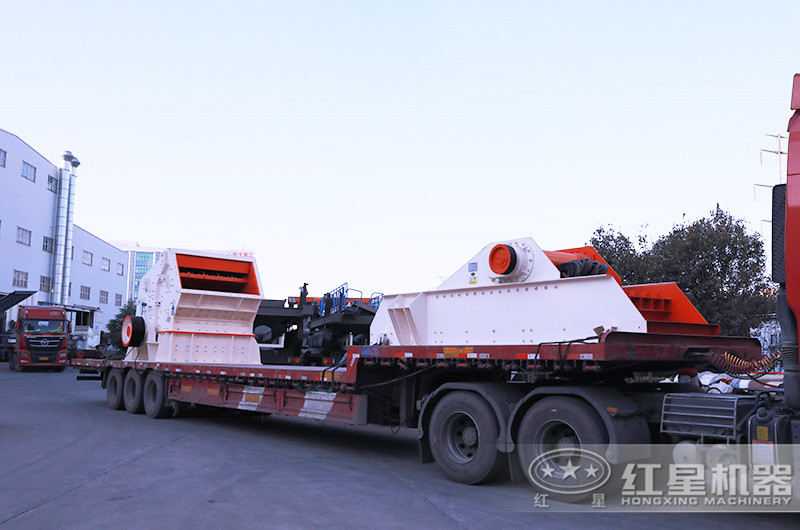 一套日產(chǎn)2000噸小型碎石機(jī)發(fā)貨:反擊破+振動給料機(jī) 一套日產(chǎn)2000噸小型碎石機(jī)發(fā)貨:反擊破+振動給料機(jī)