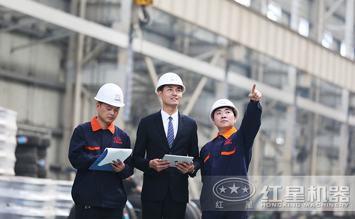 專業(yè)選型指導(dǎo)，每小時300噸鵝卵石移動制沙機等您來 