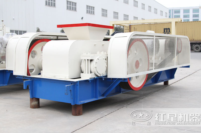 對(duì)輥式破碎機(jī)現(xiàn)貨提供 對(duì)輥式破碎機(jī)現(xiàn)貨提供