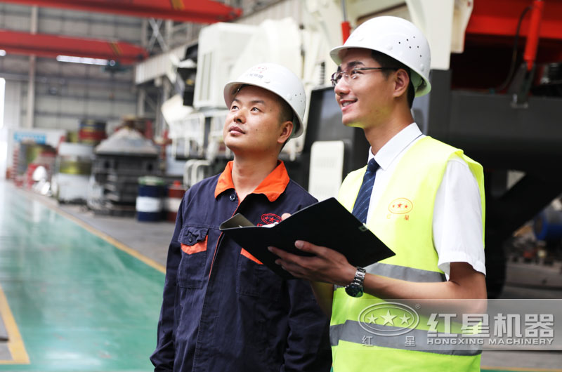 紅星廠區提供量身定制移動錘式打砂機 紅星廠區提供量身定制移動錘式打砂機