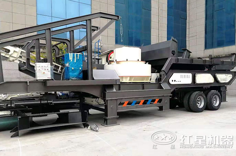 移動制砂破碎機(jī)實(shí)拍圖 移動制砂破碎機(jī)實(shí)拍圖