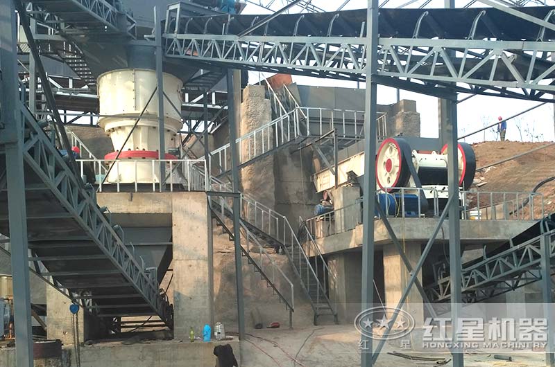 江蘇客戶河卵石破碎加工石子現(xiàn)場(chǎng) 江蘇客戶河卵石破碎加工石子現(xiàn)場(chǎng)