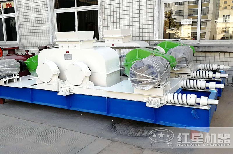 小型對輥制砂機(jī)設(shè)備圖片 小型對輥制砂機(jī)設(shè)備圖片