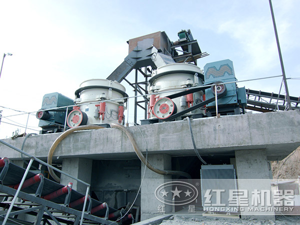 圓錐破生產(chǎn)現(xiàn)場(chǎng)圖 圓錐破生產(chǎn)現(xiàn)場(chǎng)圖