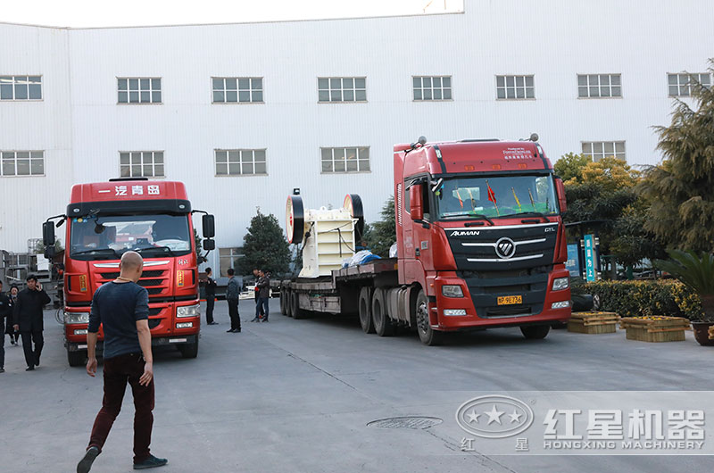 時產(chǎn)200噸河卵石制砂生產(chǎn)線設(shè)備發(fā)貨 時產(chǎn)200噸河卵石制砂生產(chǎn)線設(shè)備發(fā)貨