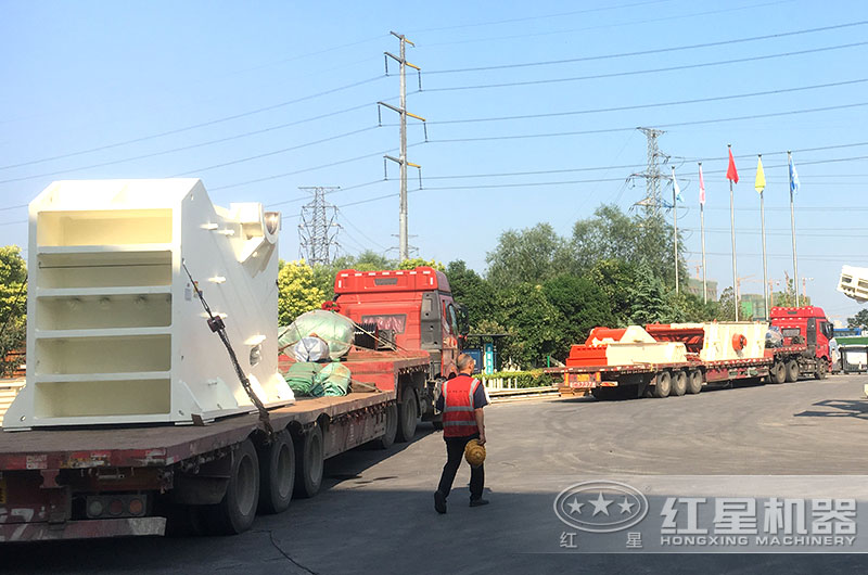 破石頭的機器發(fā)往山東 破石頭的機器發(fā)往山東