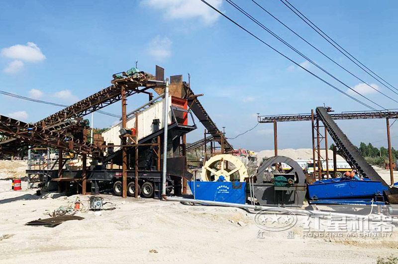 移動式小型石頭碎沙機生產現場圖 移動式小型石頭碎沙機生產現場圖