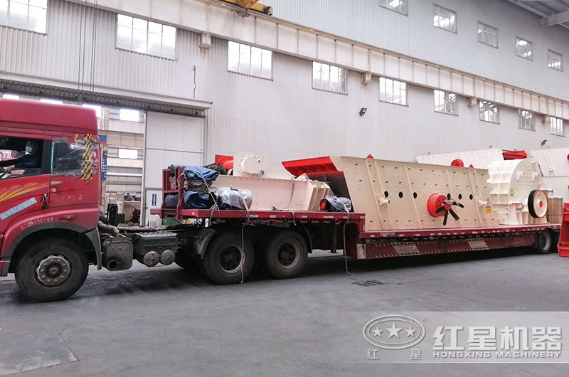 小型錘式破碎機設(shè)備發(fā)貨 小型錘式破碎機設(shè)備發(fā)貨