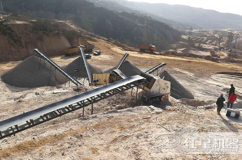 日產1000噸石頭反擊式破碎機生產現場 日產1000噸石頭反擊式破碎機生產現場