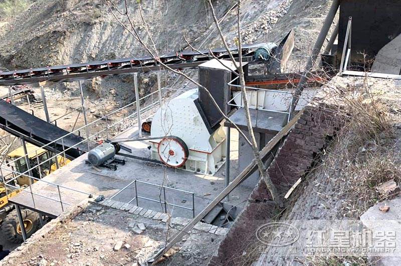 重錘式破碎機工作現場實拍圖 重錘式破碎機工作現場實拍圖