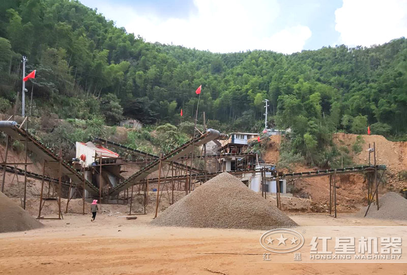 石子廠破碎現(xiàn)場 石子廠破碎現(xiàn)場