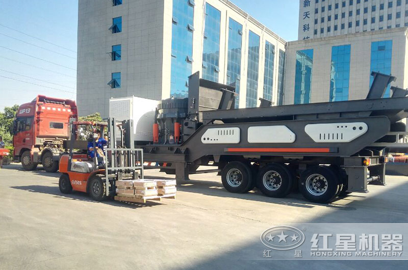 移動(dòng)式破碎機(jī)直接開走 移動(dòng)式破碎機(jī)直接開走