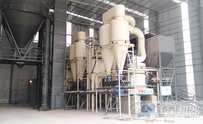 粉煤灰加工現(xiàn)場 粉煤灰加工現(xiàn)場