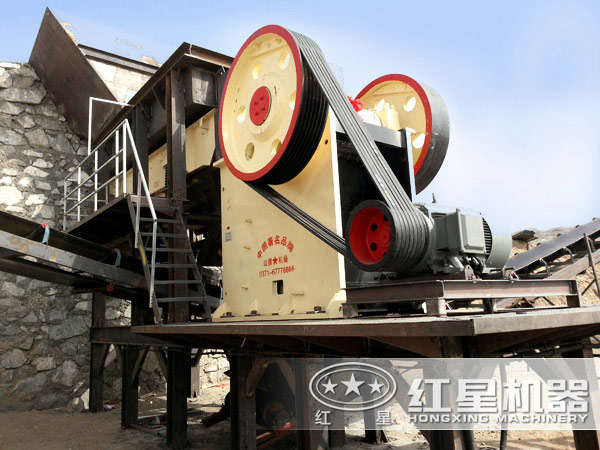 破碎機工作現場圖片 破碎機工作現場圖片