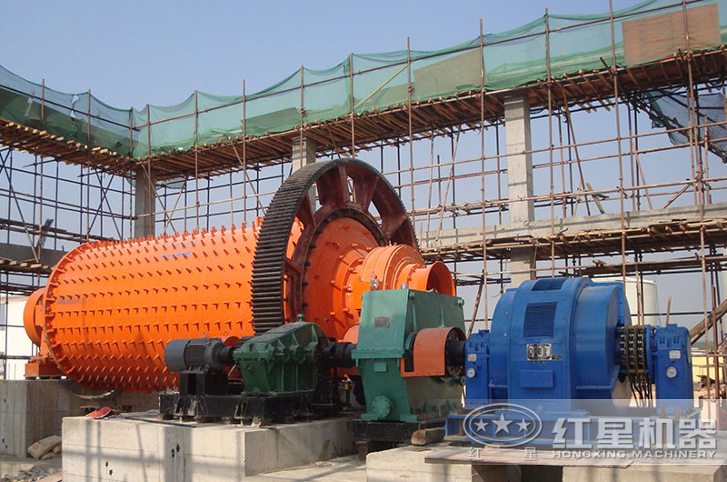 球磨機工作現場實拍圖 球磨機工作現場實拍圖