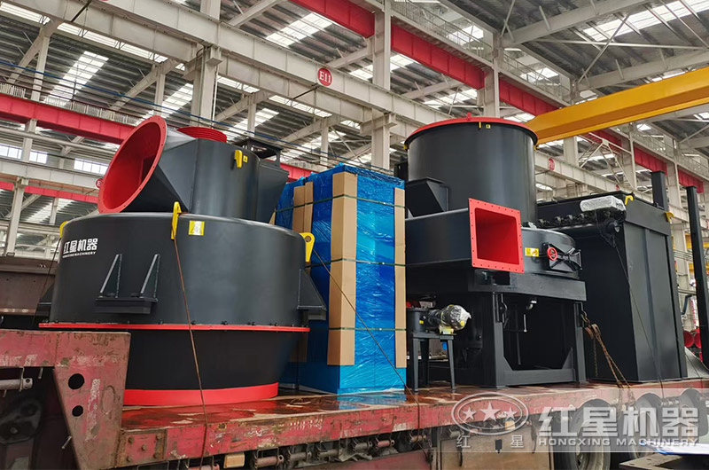 超細磨粉機裝車發貨現場 超細磨粉機裝車發貨現場