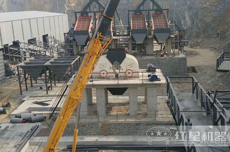 錘破作業(yè)現(xiàn)場(chǎng) 錘破作業(yè)現(xiàn)場(chǎng)